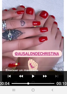 Kelly Vedovelli feet photo thumbnail
