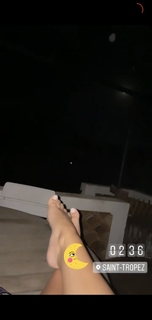 Kelly Vedovelli feet photo thumbnail