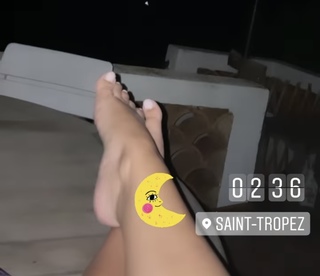 Kelly Vedovelli feet photo thumbnail