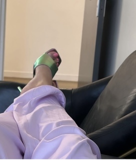 Kelly Vedovelli feet photo thumbnail