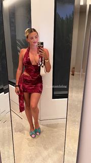Kelly Vedovelli feet photo thumbnail
