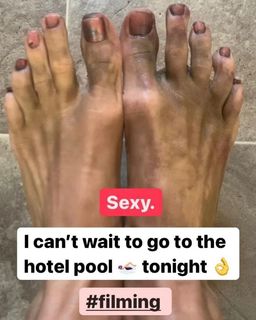 Kelly Wenham feet photo 2