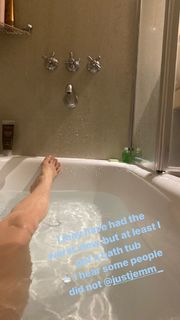 KellyAnne Judd feet photo 3