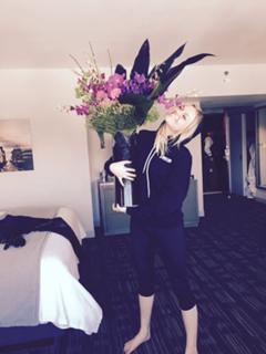 Kelsea Ballerini feet photo thumbnail