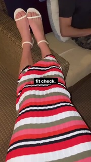 Kelsea Ballerini feet photo thumbnail