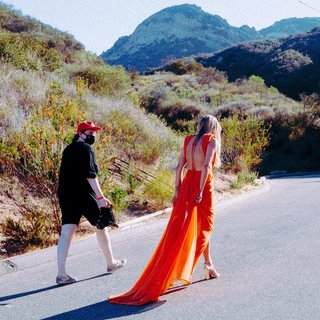 Kelsea Ballerini feet photo thumbnail