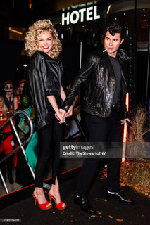 Kelsea Ballerini feet photo thumbnail