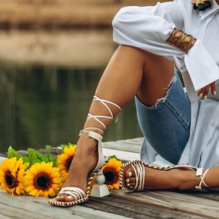 Kelsey Adams feet photo 3