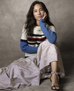 Kelsey Asbille feet photo thumbnail