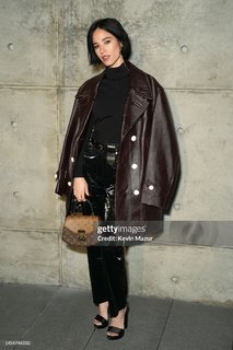 Kelsey Asbille feet photo thumbnail