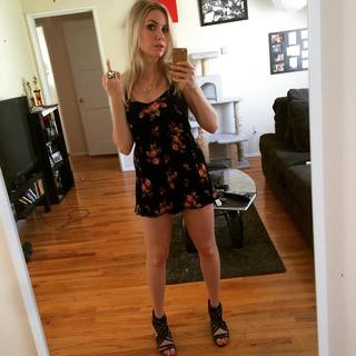 Kelsey Cook feet photo thumbnail