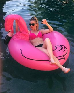 Kelsey Cook feet photo thumbnail