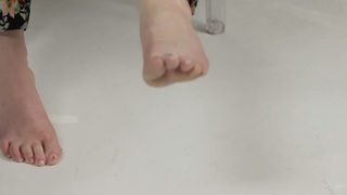 Kelsey Darragh feet photo 7