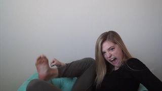 Kelsey Impicciche feet photo 3