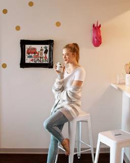 Kelsey Impicciche feet photo 5