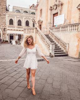 Kelsey Impicciche feet photo 2