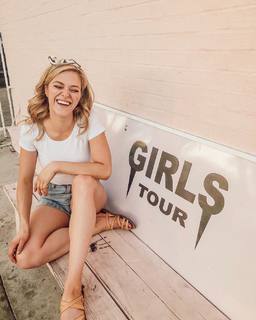 Kelsey Impicciche feet photo 17