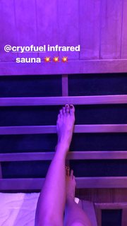 Kelsey Merritt feet photo thumbnail