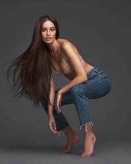 Kelsey Merritt feet photo thumbnail