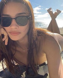 Kelsey Merritt feet photo thumbnail
