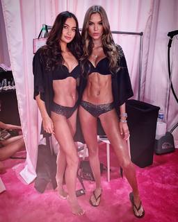 Kelsey Merritt feet photo thumbnail