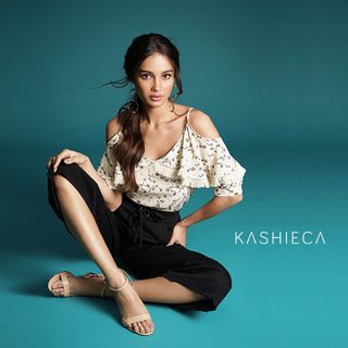 Kelsey Merritt feet photo thumbnail