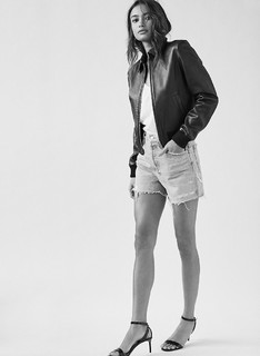 Kelsey Merritt feet photo thumbnail