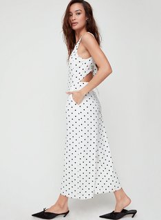 Kelsey Merritt feet photo thumbnail