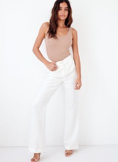 Kelsey Merritt feet photo thumbnail