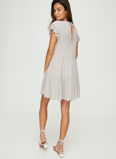 Kelsey Merritt feet photo thumbnail