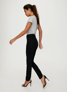 Kelsey Merritt feet photo thumbnail