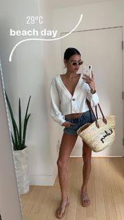 Kelsey Merritt feet photo thumbnail