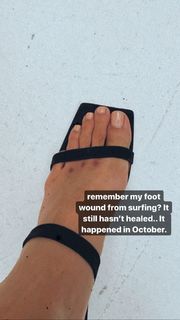 Kelsey Merritt feet photo thumbnail