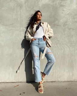 Kelsey Merritt feet photo thumbnail