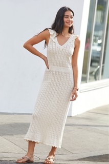 Kelsey Merritt feet photo thumbnail