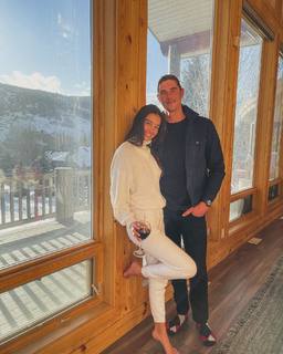 Kelsey Merritt feet photo thumbnail