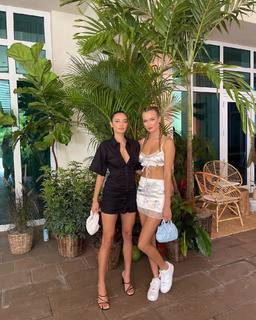 Kelsey Merritt feet photo thumbnail