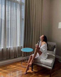 Kelsey Merritt feet photo thumbnail