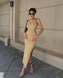 Kelsey Merritt feet photo thumbnail