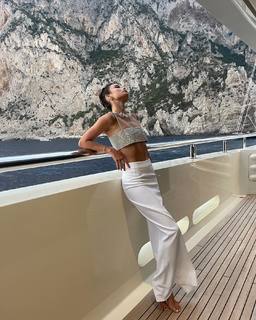 Kelsey Merritt feet photo thumbnail