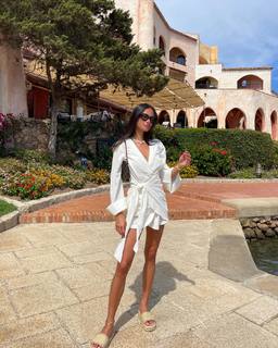 Kelsey Merritt feet photo thumbnail