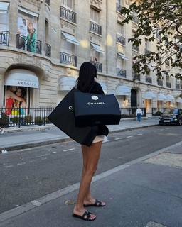 Kelsey Merritt feet photo thumbnail