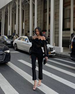 Kelsey Merritt feet photo thumbnail