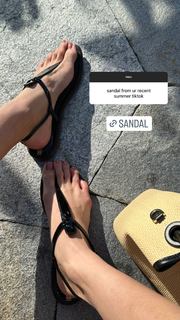 Kelsey Merritt feet photo thumbnail