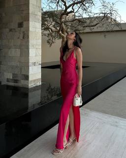 Kelsey Merritt feet photo thumbnail