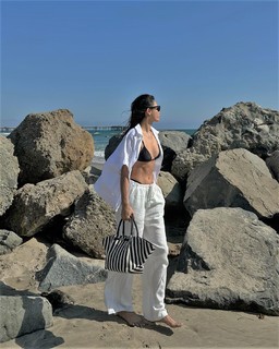 Kelsey Merritt feet photo thumbnail