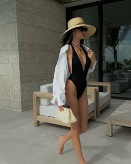 Kelsey Merritt feet photo thumbnail