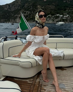 Kelsey Merritt feet photo thumbnail