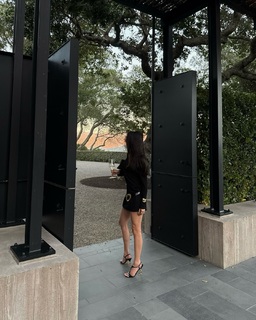 Kelsey Merritt feet photo thumbnail