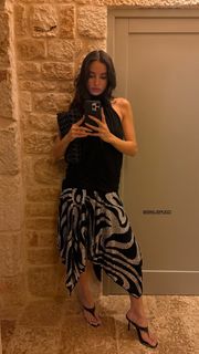 Kelsey Merritt feet photo thumbnail